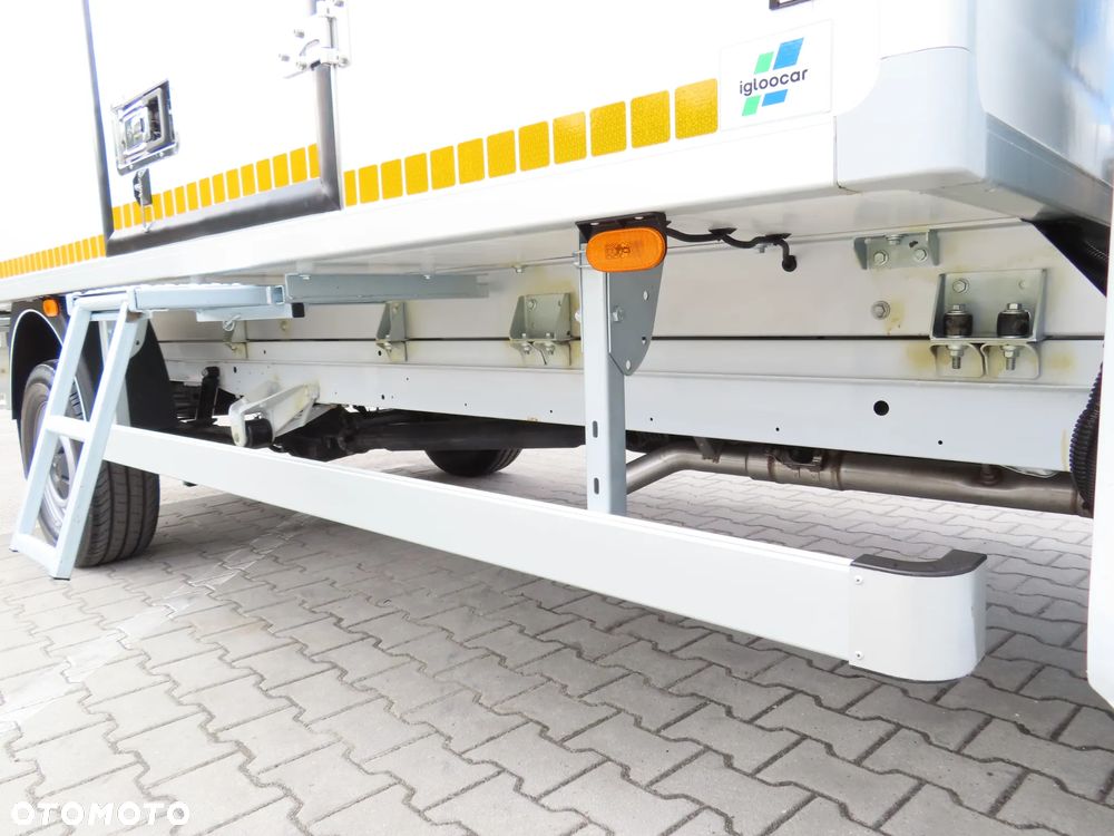Mercedes-Benz Sprinter 317 CDI 170 KM Chłodnia -32 st.C 8.E.Palet IGLOOCAR 4230 mm Boczne Drzwi, Agregat Thermo King V200 MAX, Rozstaw Osi 4325 mm, Ładowność 910 Kg, GWARANCJA FABRYCZNA,  Stan Wizualny I Techniczny NOWY Tak Jak Z Taśmy Produkcyjnej Gotowy Dostępny OKAZJA POLECAM - 20