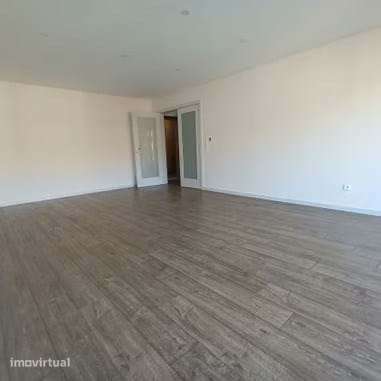Apartamento T4 Venda em Cedofeita, Santo Ildefonso, Sé, Miragaia, São - Grande imagem: 5/9