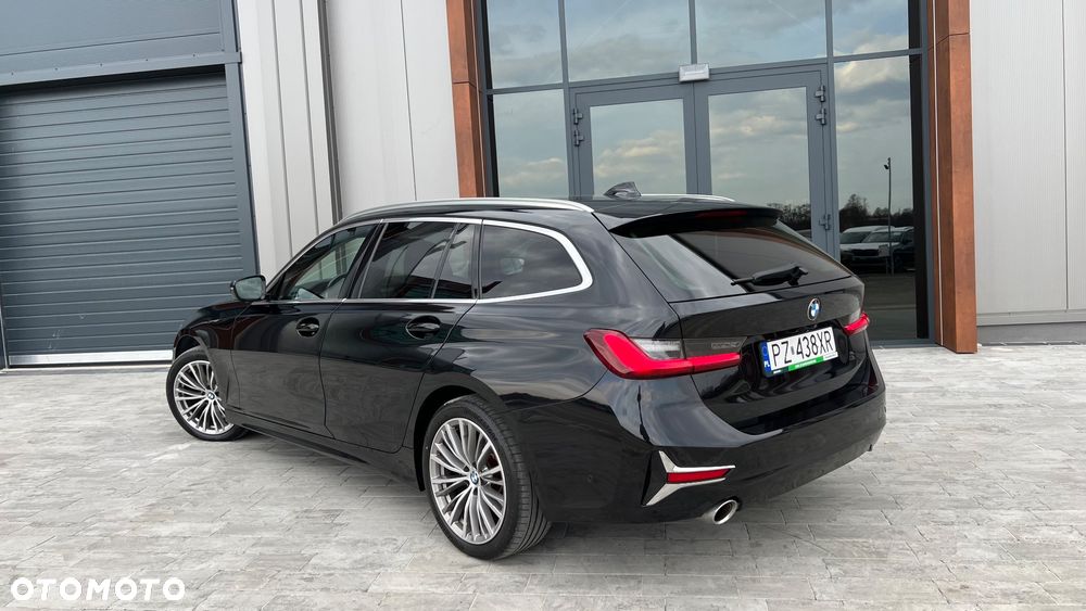 BMW Seria 3 320d xDrive Luxury Line - 3