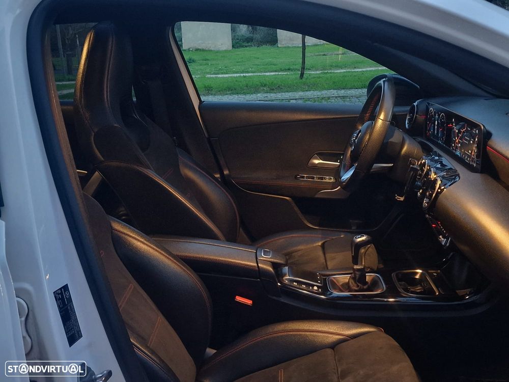 Mercedes-Benz A 160 Advanced AMG Line - 14