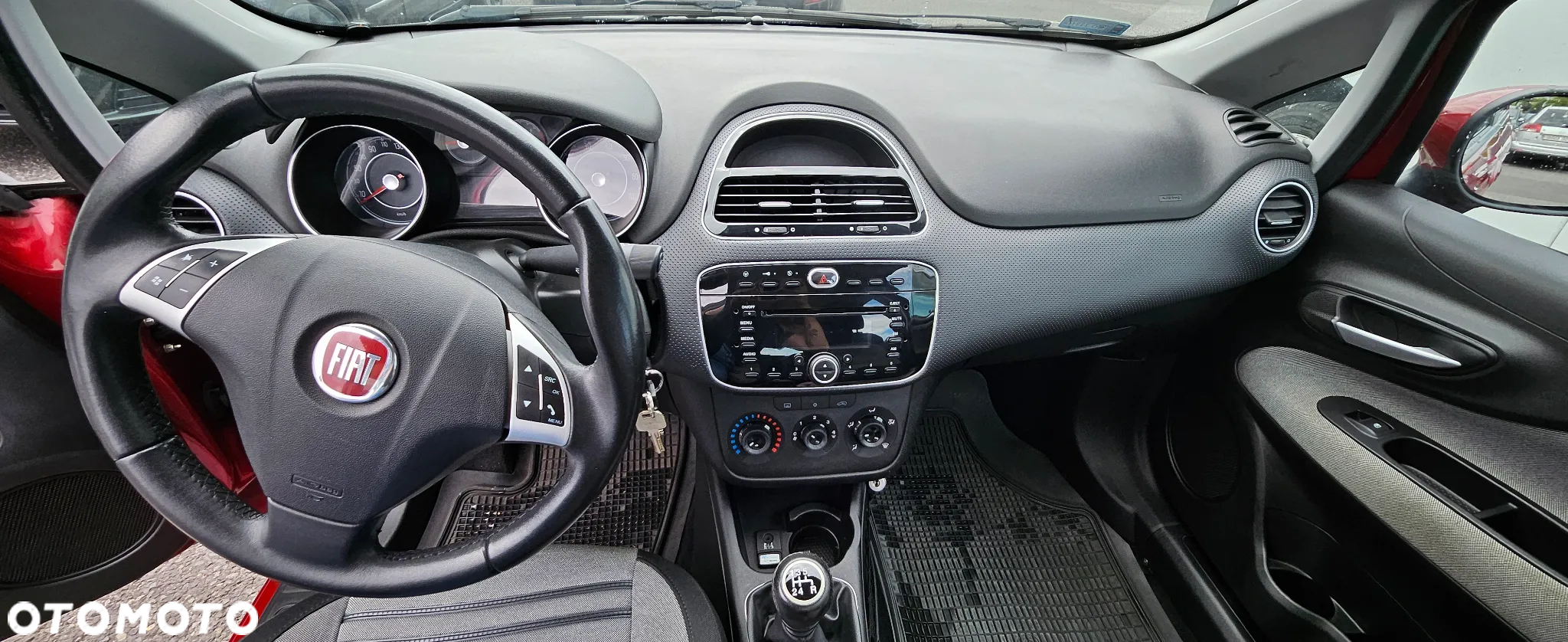Fiat Punto Evo 1.4 8V Estiva Blue&Me - 24