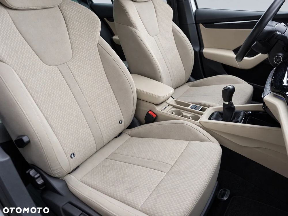 Skoda Octavia 1.5 TSI ACT Style - 38