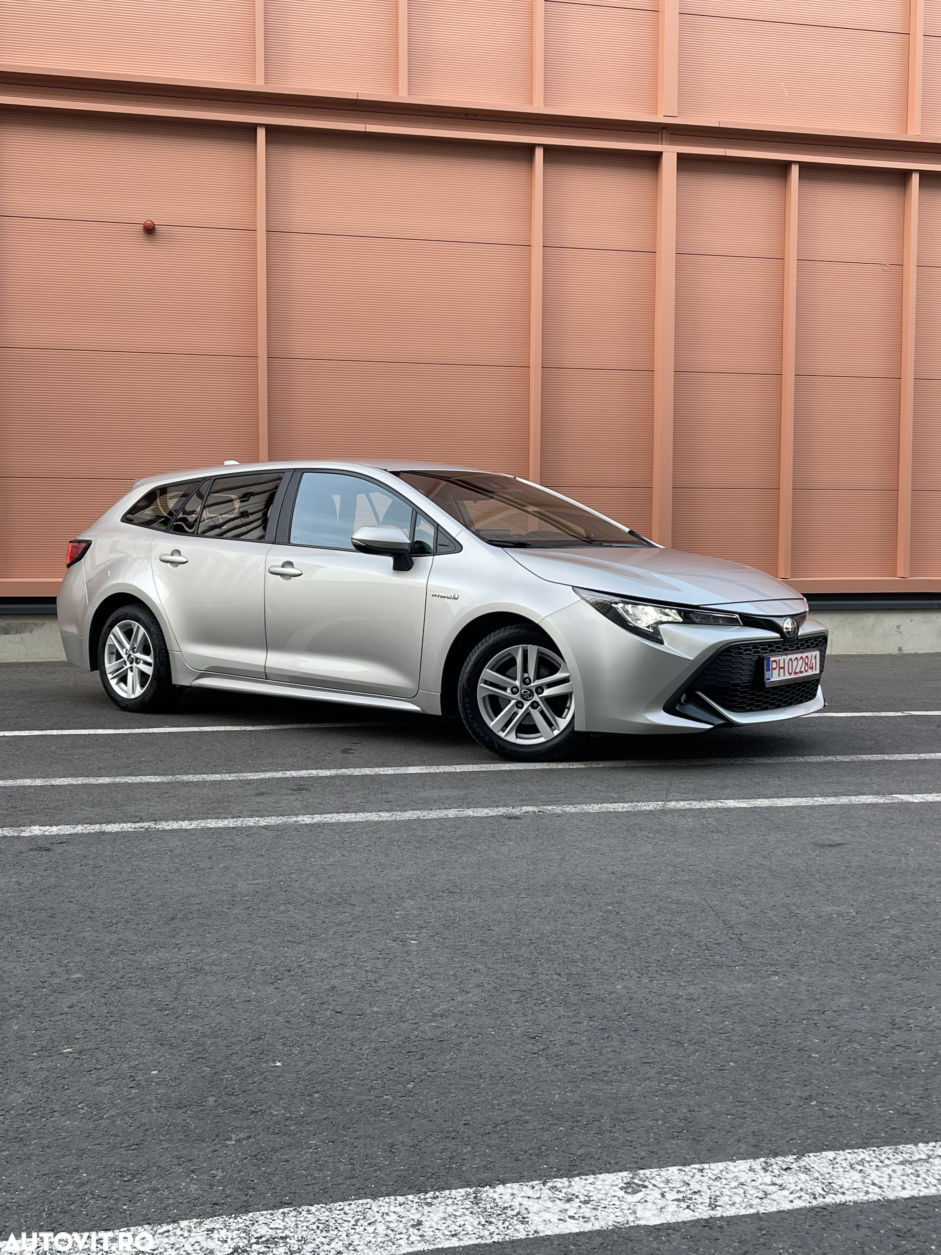 Toyota Corolla 1.8 HSD Business - 3