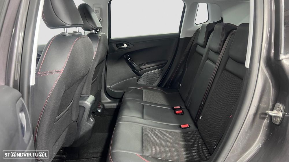 Peugeot 2008 1.2 PureTech GT Line EAT6 - 11