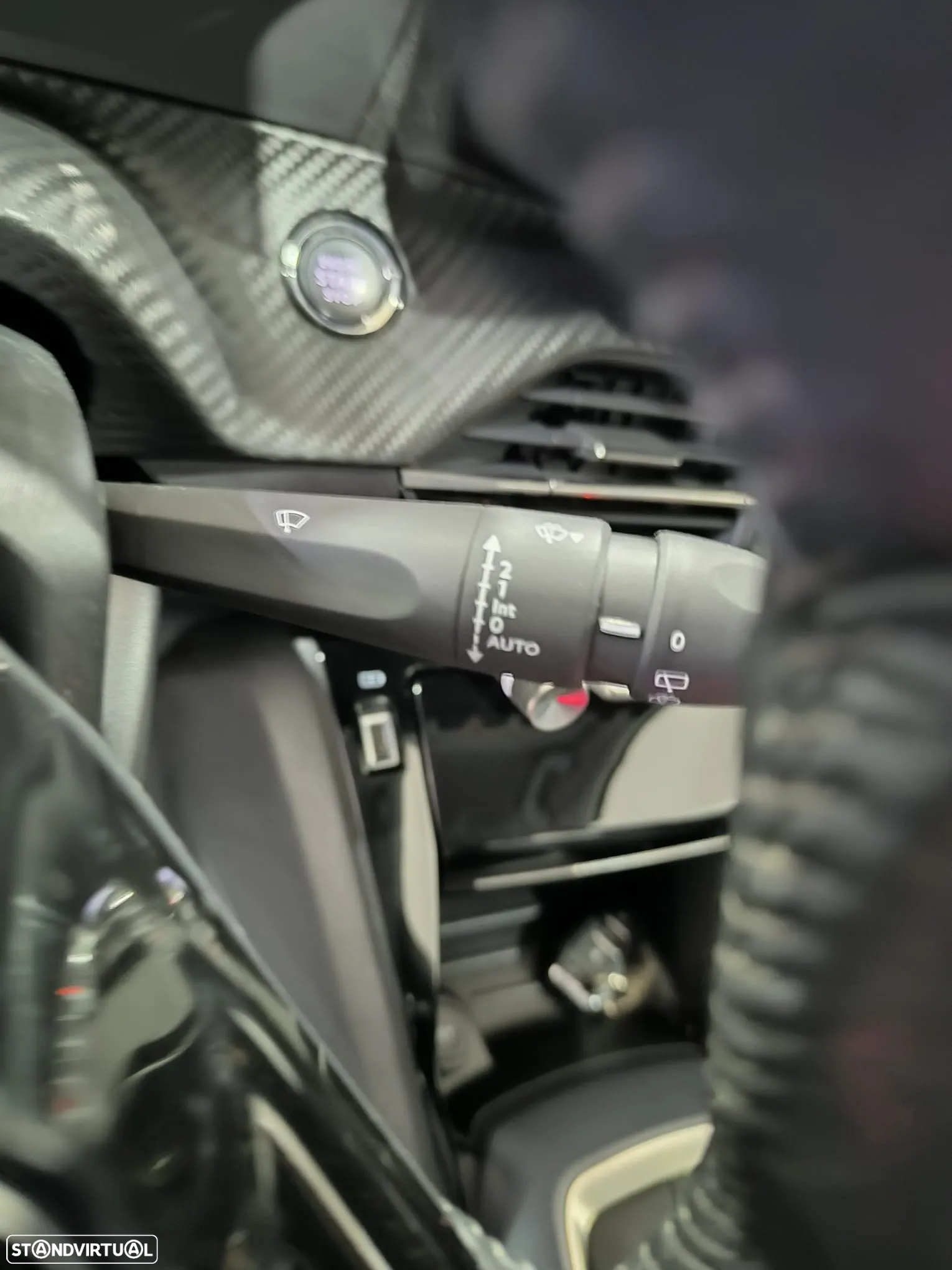 Peugeot 2008 1.2 PureTech Allure - 35