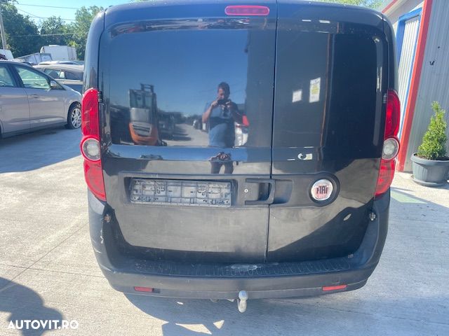 Dezmembrez Fiat Doblo an 2011 Motor 2.0 Multijet Euro5 - 7