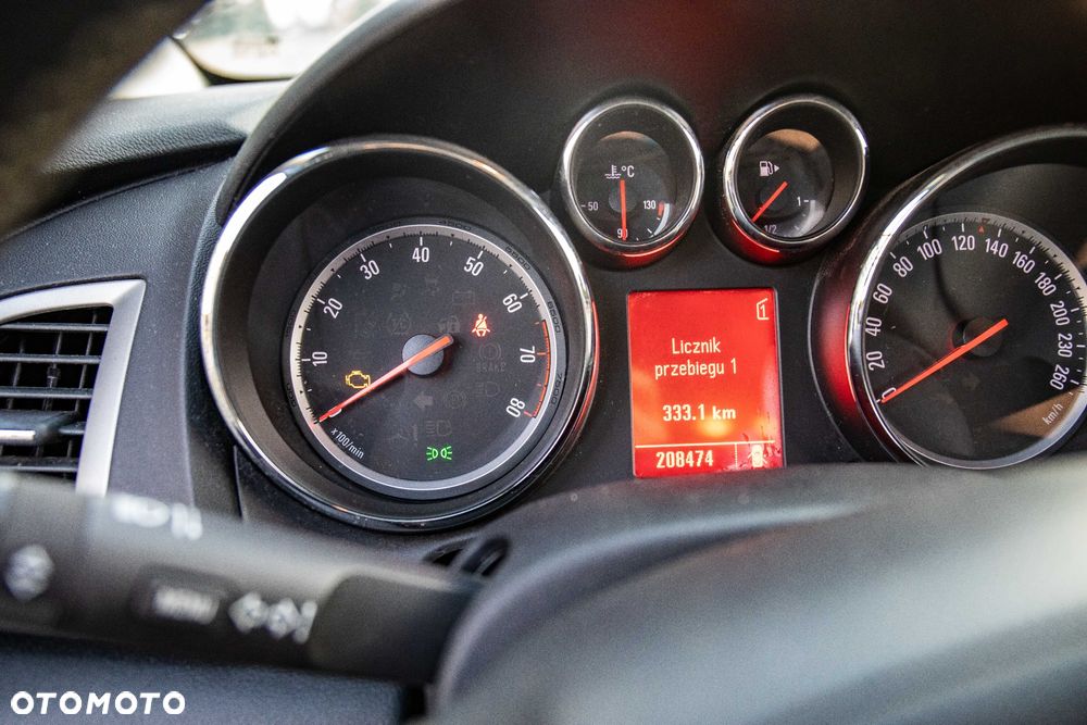 Opel Astra III 1.6 - 10