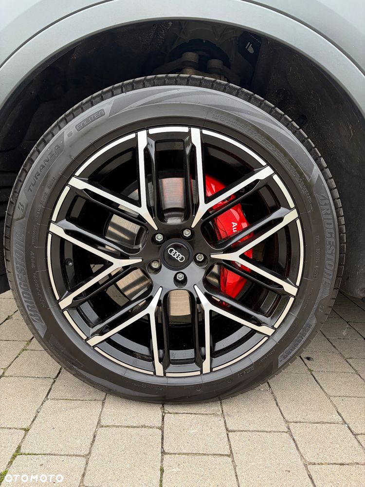 Audi Q7 - 11
