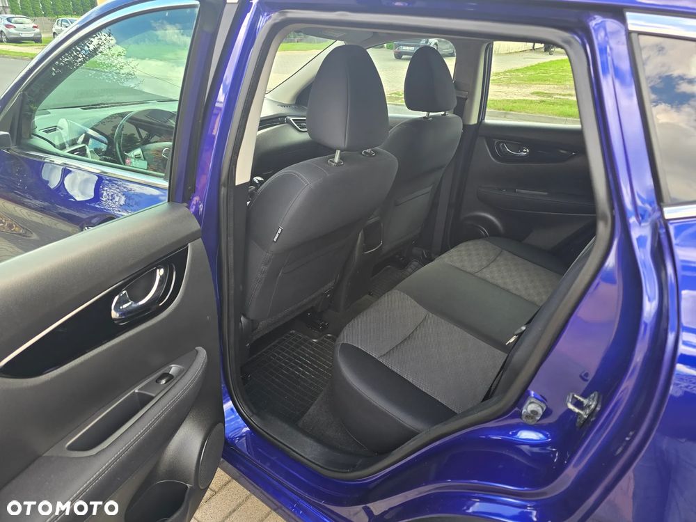 Nissan Qashqai 1.2 DIG-T N-Connecta EU6 - 7