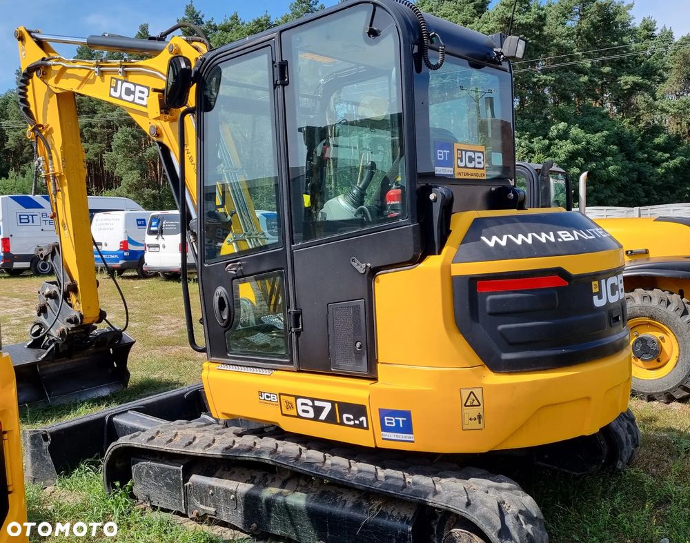 JCB 67C-1 - 4