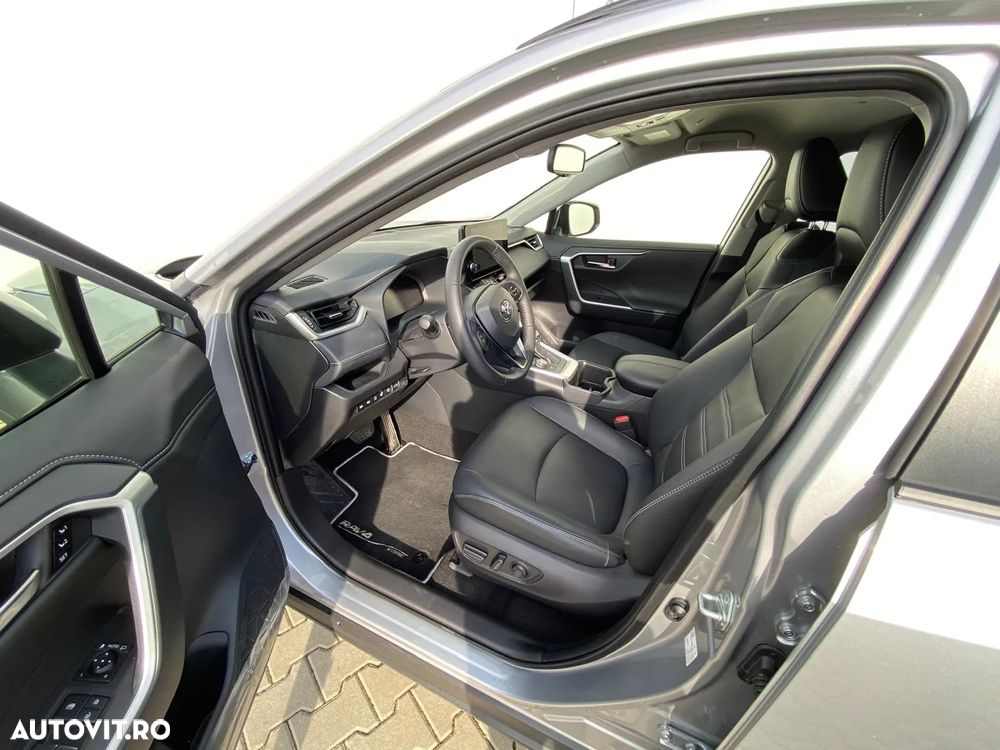 Toyota RAV4 2.5 Hybrid VVT-iE 4x4 Luxury - 16