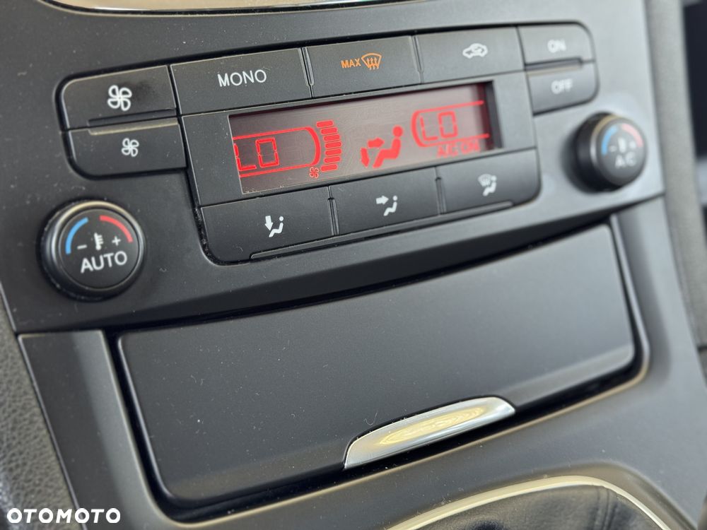 Ford S-Max - 23