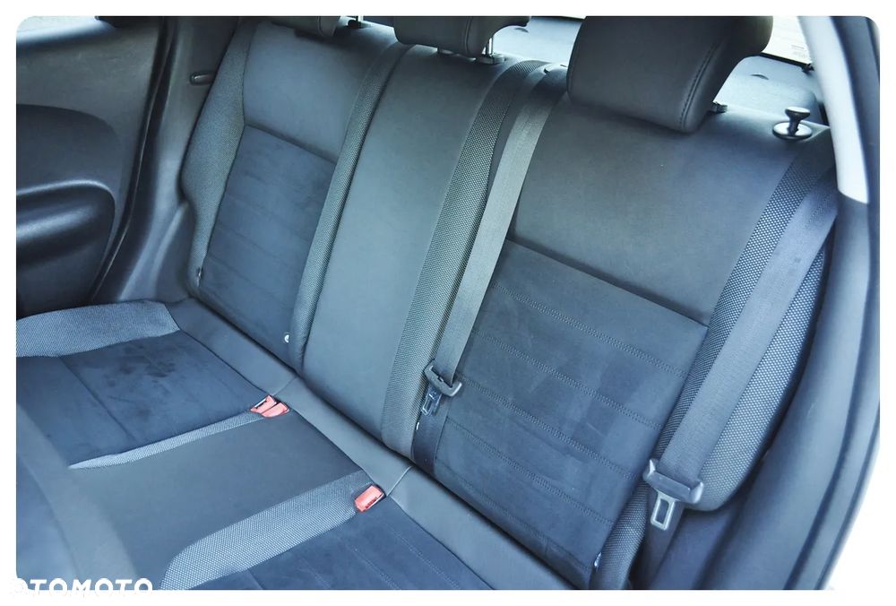 Nissan Juke 1.6 N-Connecta - 23