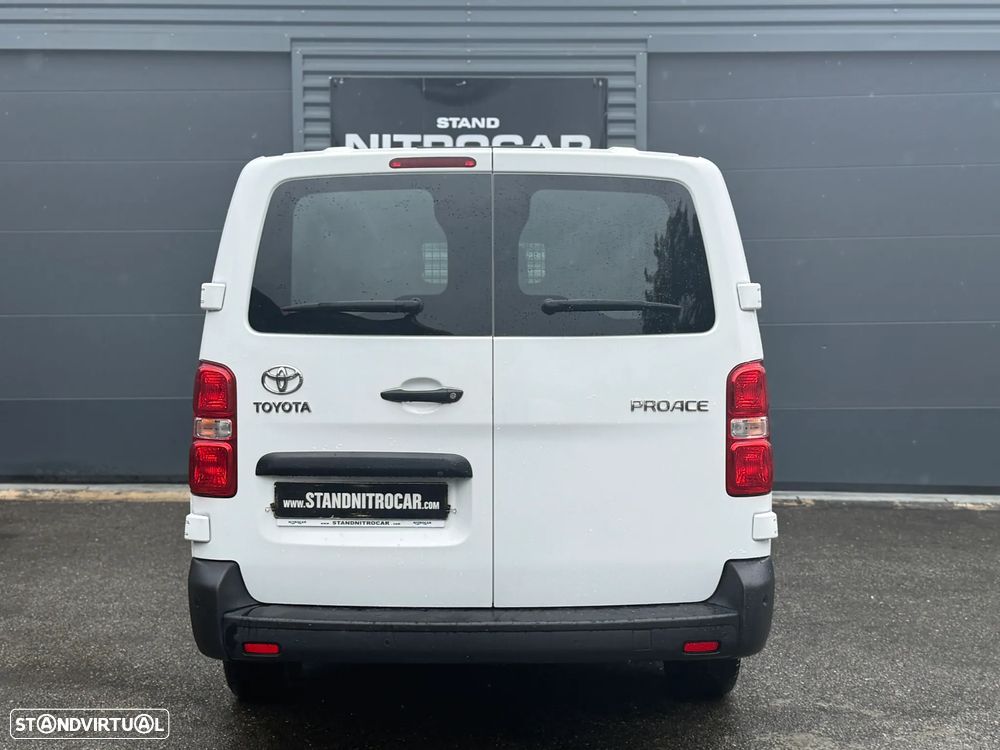 Toyota PROACE 2.0 D-4D L2 H1 C/ AC + EXTRAS - 8