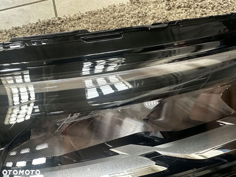 nissan townstar lampa prawa przód full led 260107139r - 4