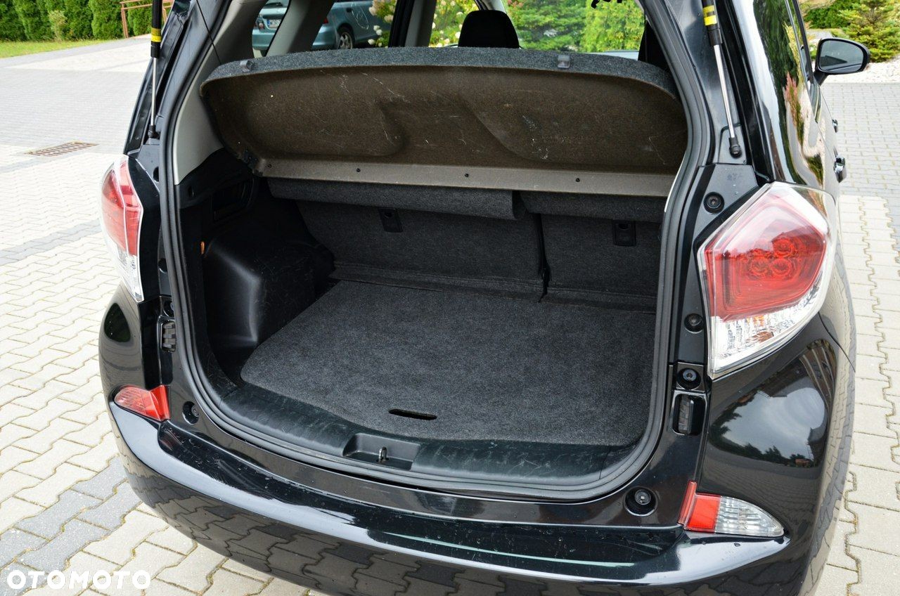 Toyota Verso S 1.33 Premium - 33