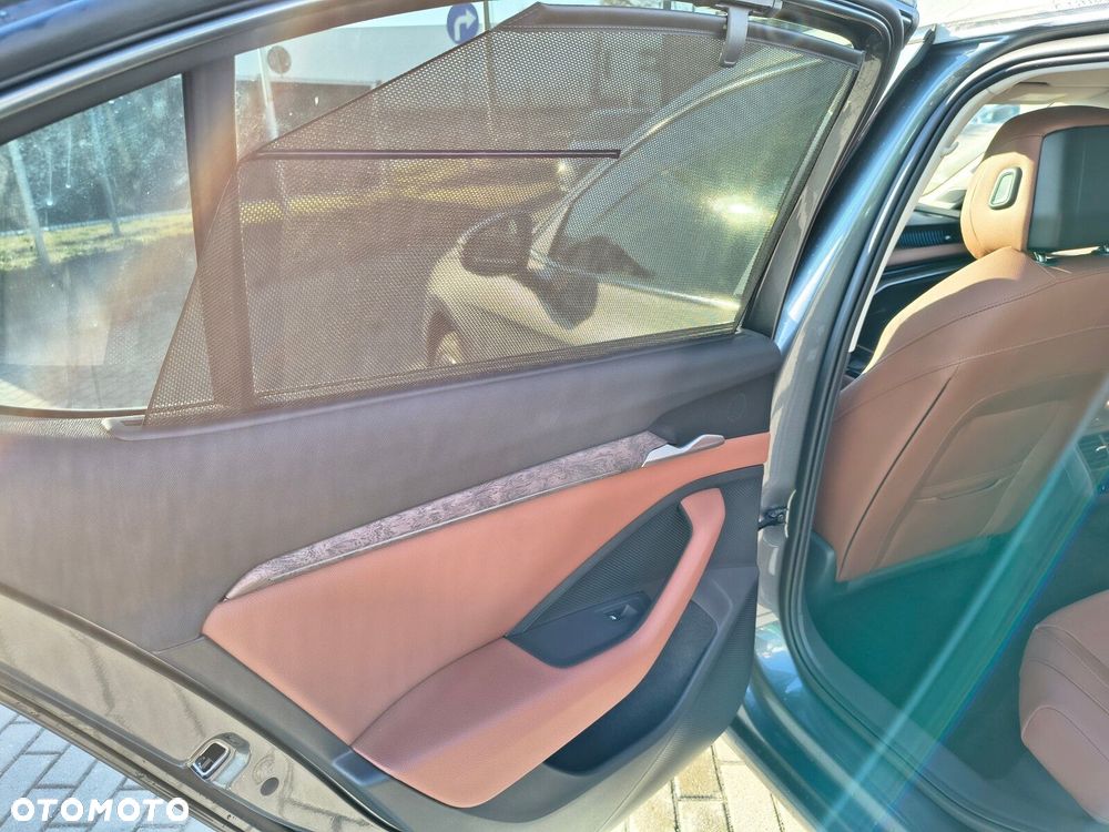 Skoda Superb 2.0 TDI SCR 4x4 L&K DSG - 20