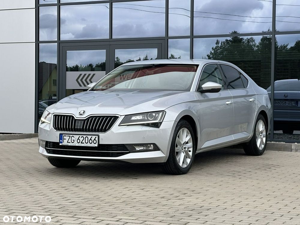 Skoda Superb 2.0 TDI 4x4 DSG Style - 5