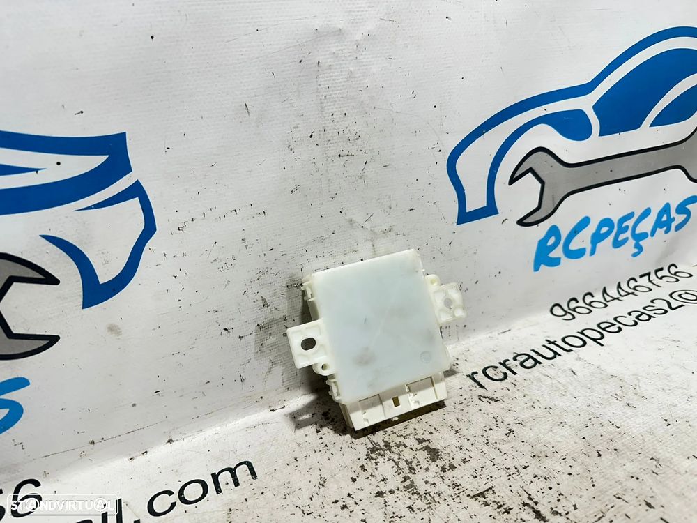 .Modulo Bosch Unidade de Controlo Assistência de Estacionamento PDC Mercedes Benz A2049004106 2007 - 2014 - 5