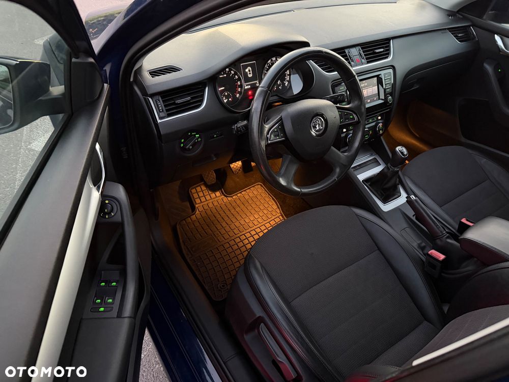 Skoda Octavia 2.0 TDI Ambition - 9