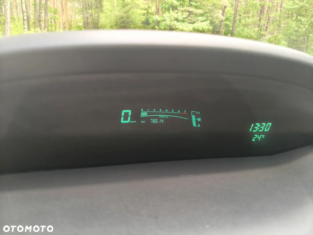 Toyota Yaris 1.0 Terra EU5 - 8