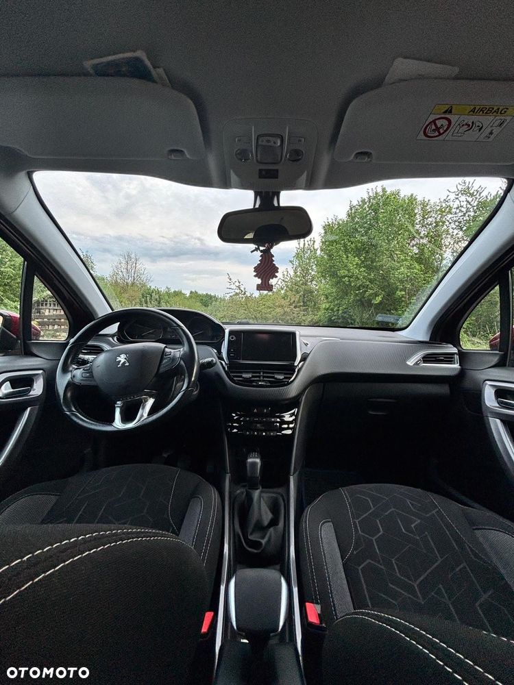 Peugeot 2008 1.2 Pure Tech Active - 8