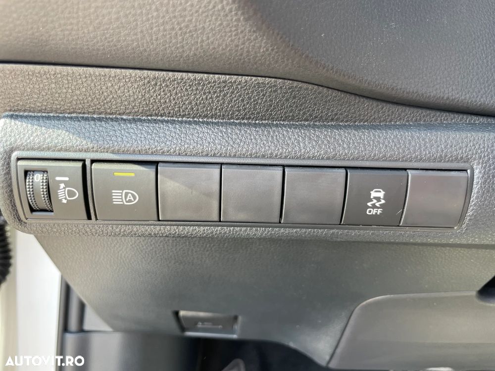 Toyota Corolla 1.8 HSD Eco - 23