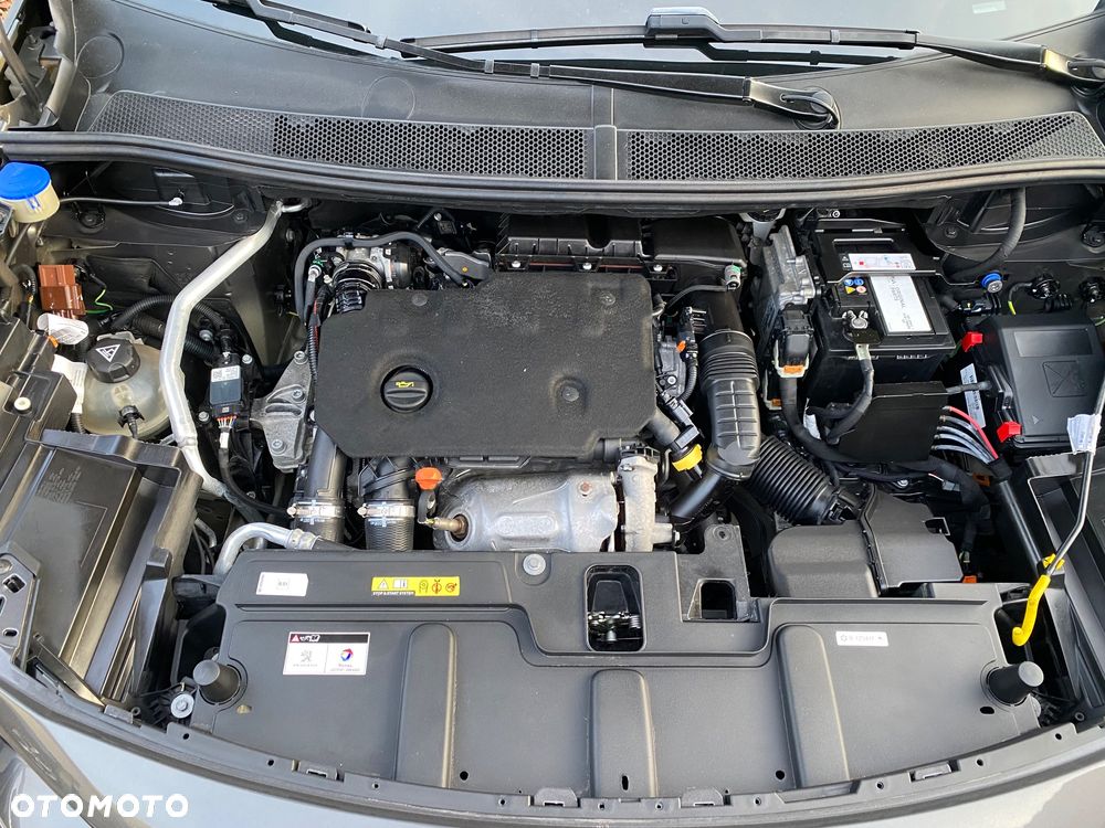 Peugeot 3008 1.5 BlueHDi GT Pack S&S EAT8 - 24