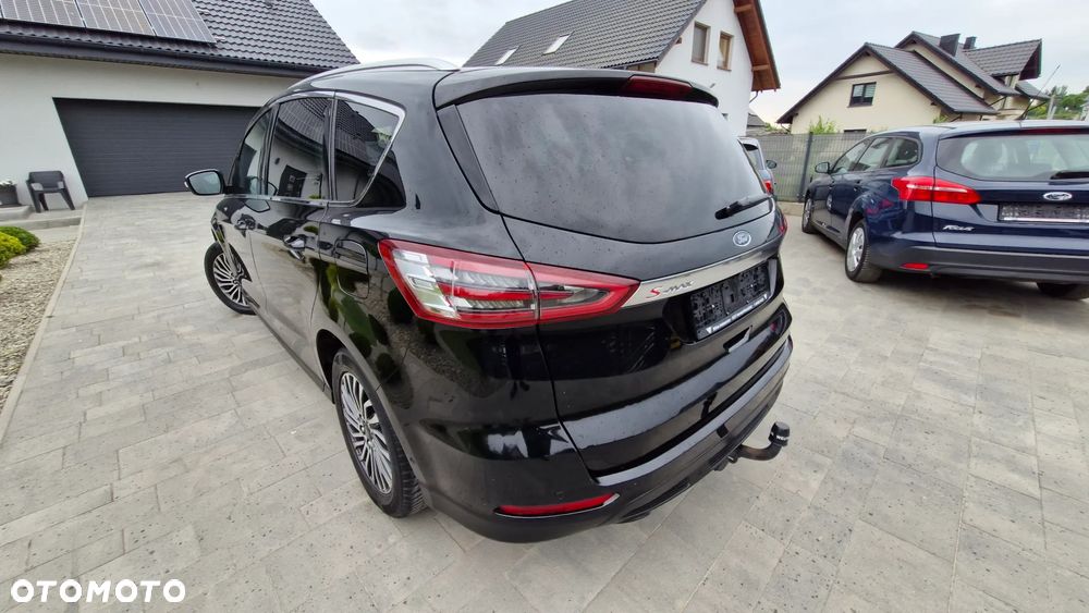 Ford S-Max 1.5 Eco Boost Start-Stopp TITANIUM - 4