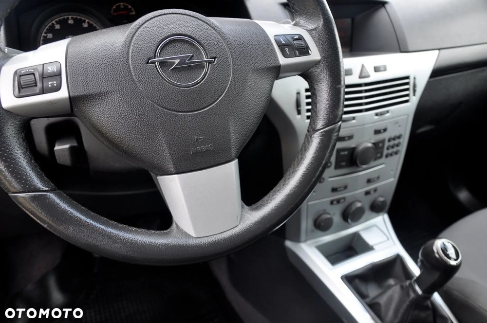 Opel Astra - 10