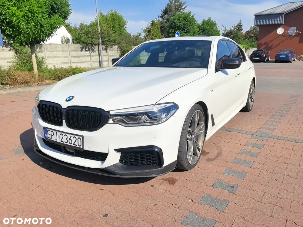 BMW Seria 5 M550i xDrive sport - 1