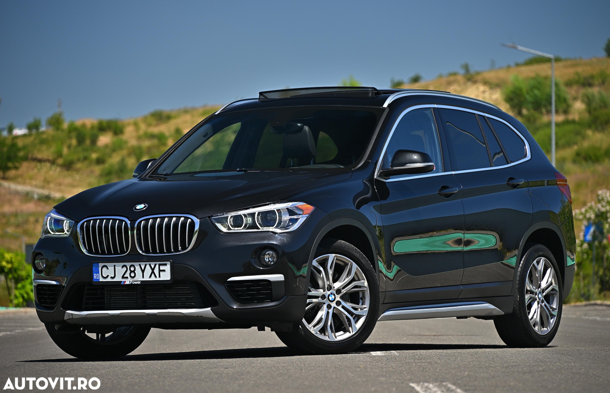 BMW X1 xDrive25i AT xLine - 14