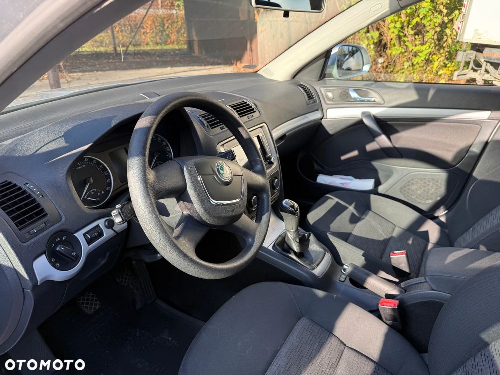 Skoda Octavia 1.6 TDI Ambition - 8