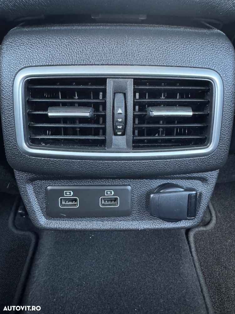 Renault Talisman Grandtour BLUE dCi 160 EDC BUSINESS EDITION - 31