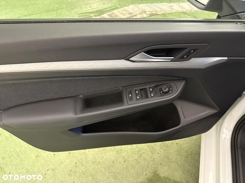 Volkswagen Golf 1.5 TSI EVO Life - 12