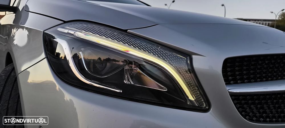 Mercedes-Benz A 180 (BlueEFFICIENCY) Urban - 2