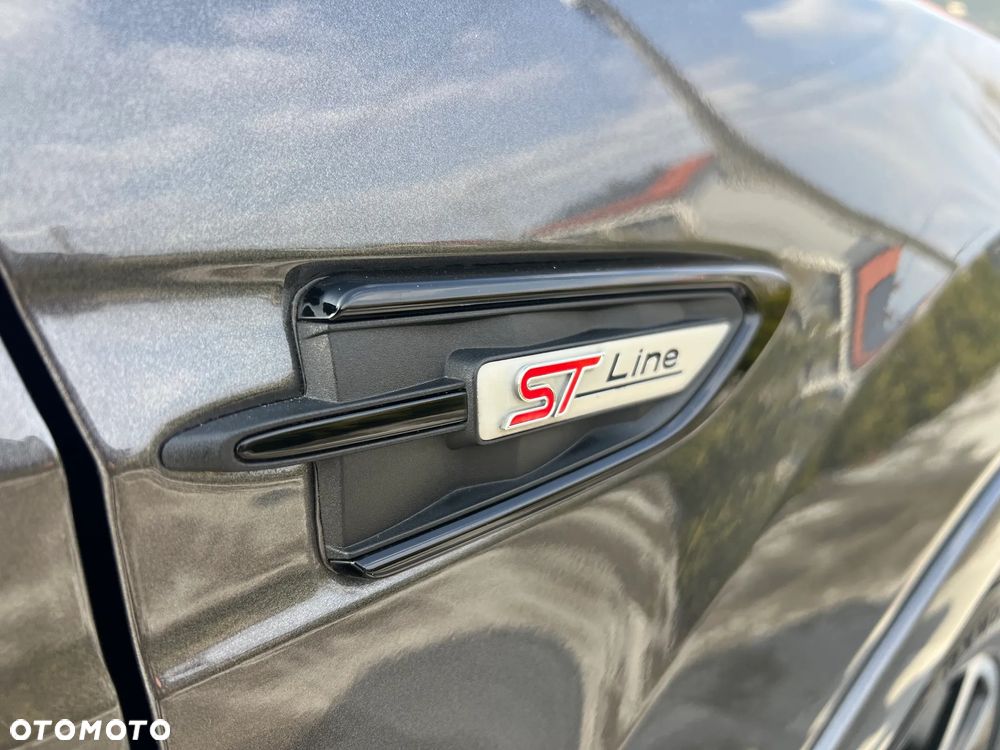 Ford Kuga 2.0 TDCi 2x4 ST-Line - 24