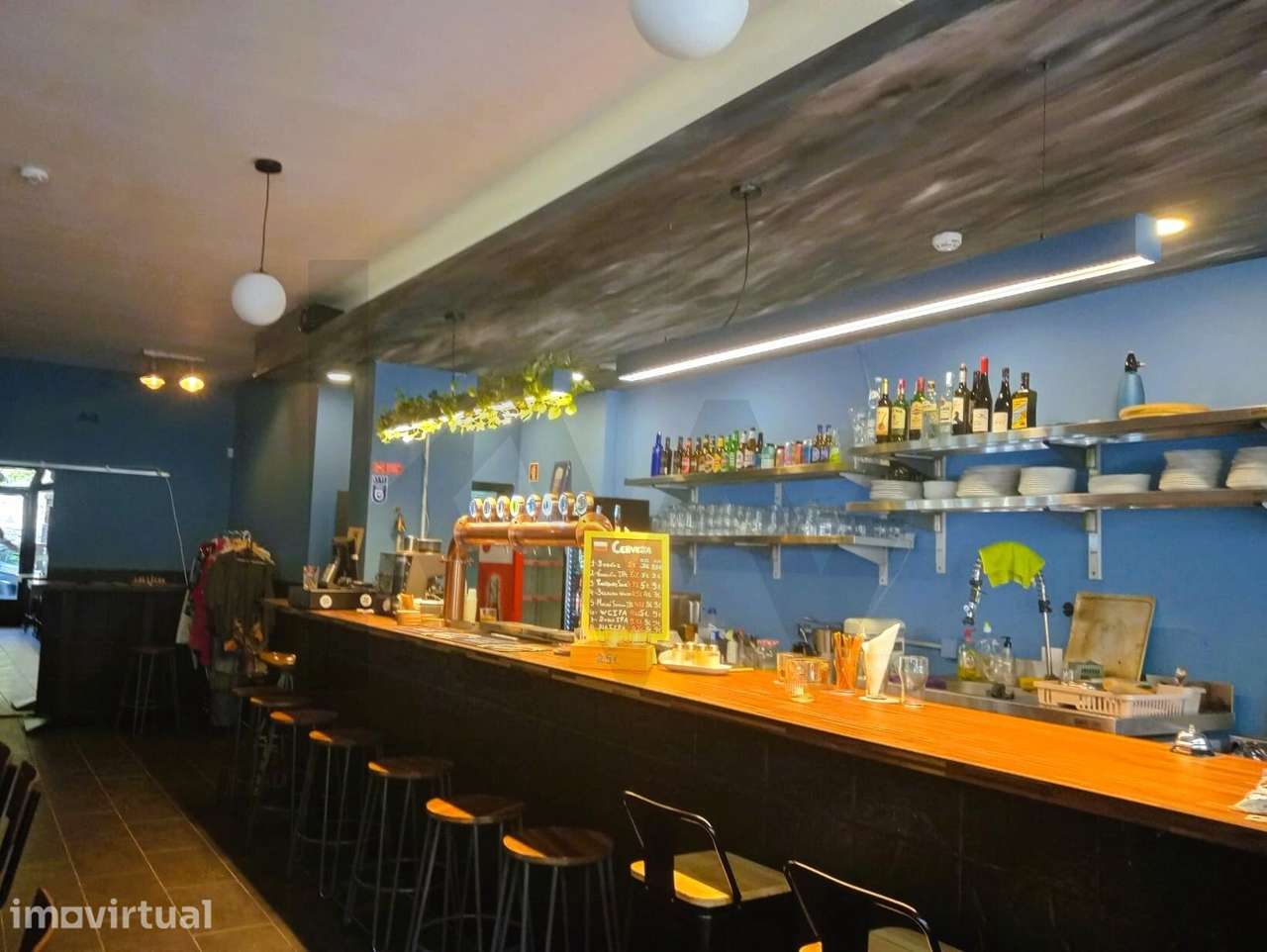 Craft Bar em Funcionamento | Costa da Caparica - Grande imagem: 3/13
