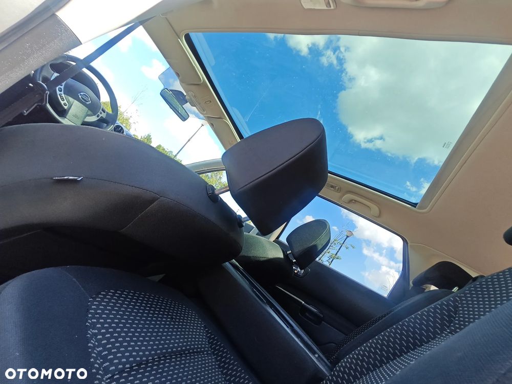 Nissan Qashqai+2 - 22