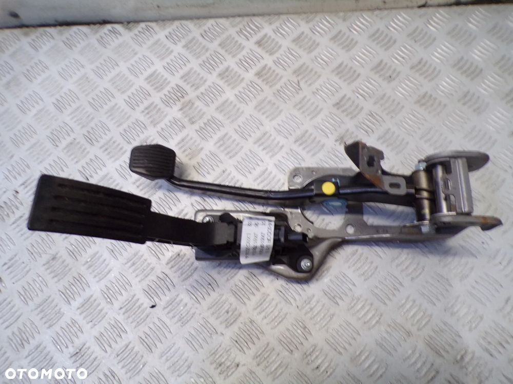 KOMPLET PEDAŁÓW PEDAŁ FORD FOCUS MK4 1.0 ECOBOOST - 3