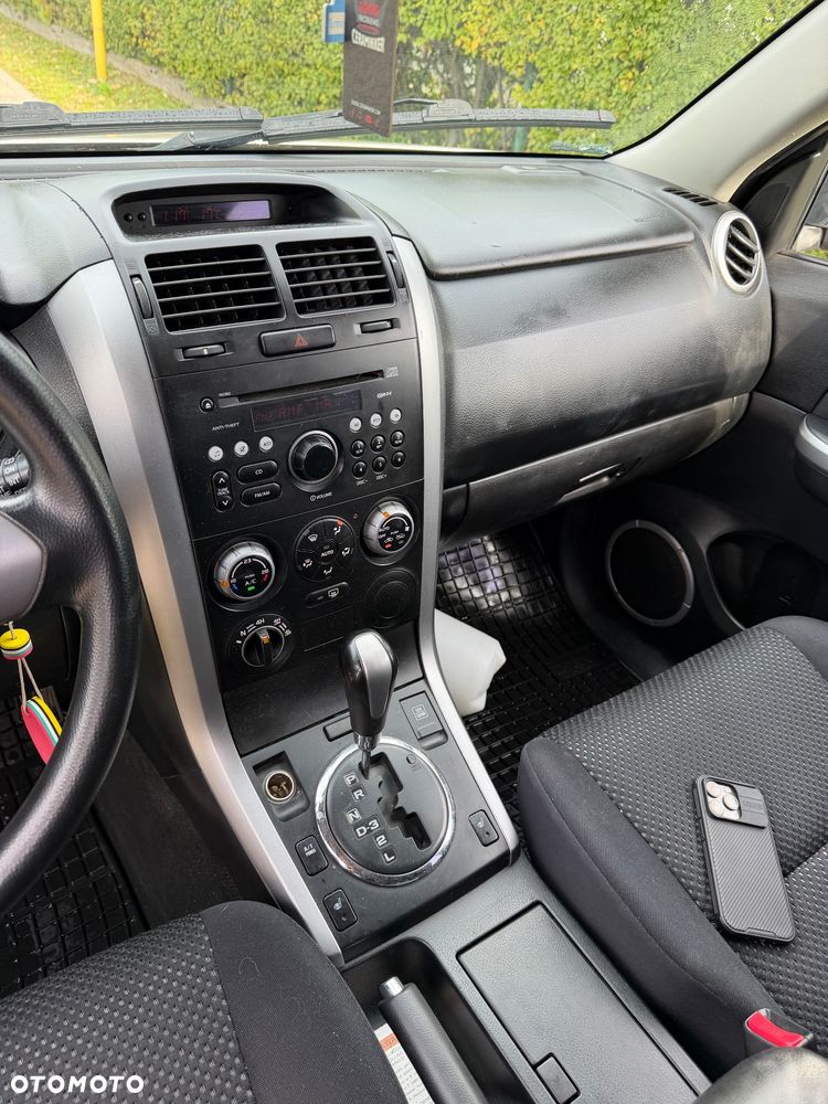 Suzuki Grand Vitara 2.0 Automatik Comfort Limited - 18