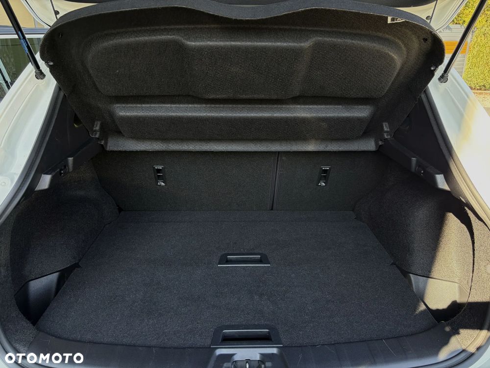 Nissan Qashqai 1.3 DIG-T N-Connecta DCT - 35