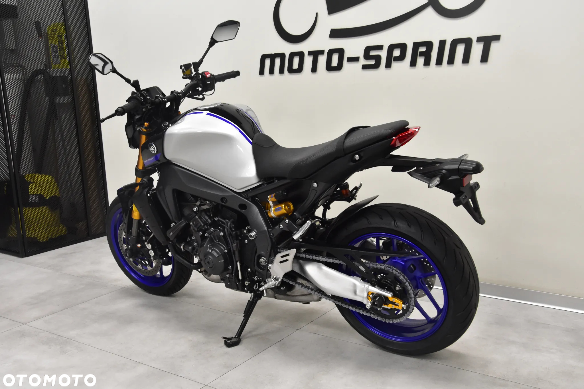 Yamaha MT - 6