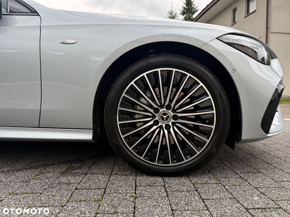 Mercedes-Benz CLE 300 e 9G-TRONIC Edition AMG Line - 11