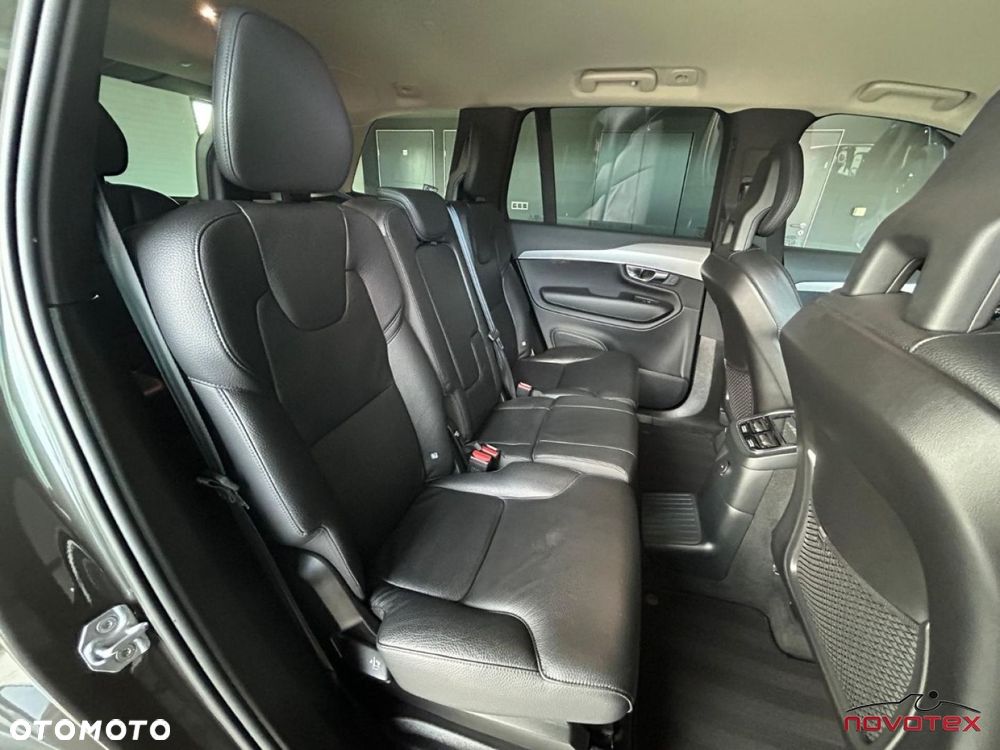 Volvo XC 90 - 18