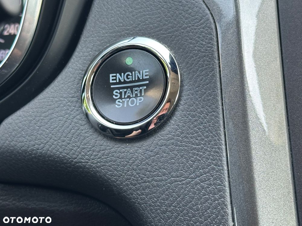 Ford Mondeo 2.0 EcoBlue Titanium - 36