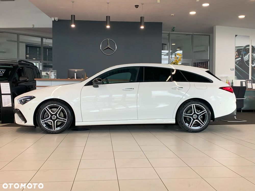 Mercedes-Benz CLA 200 AMG Line 7G-DCT - 2