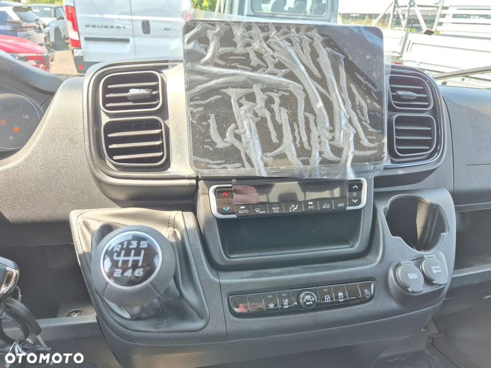 Peugeot Boxer Heavy Diesel 2.2 180KM KONTENER ALU. 4.2 X 2.2 X 2.2 8PALET !! OD RĘKI !! - 17