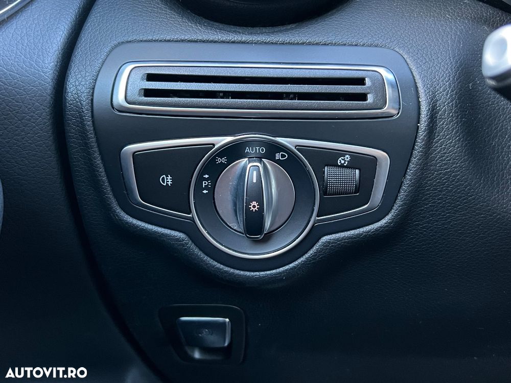 Mercedes-Benz GLC 220 d 4Matic 9G-TRONIC AMG Line - 23