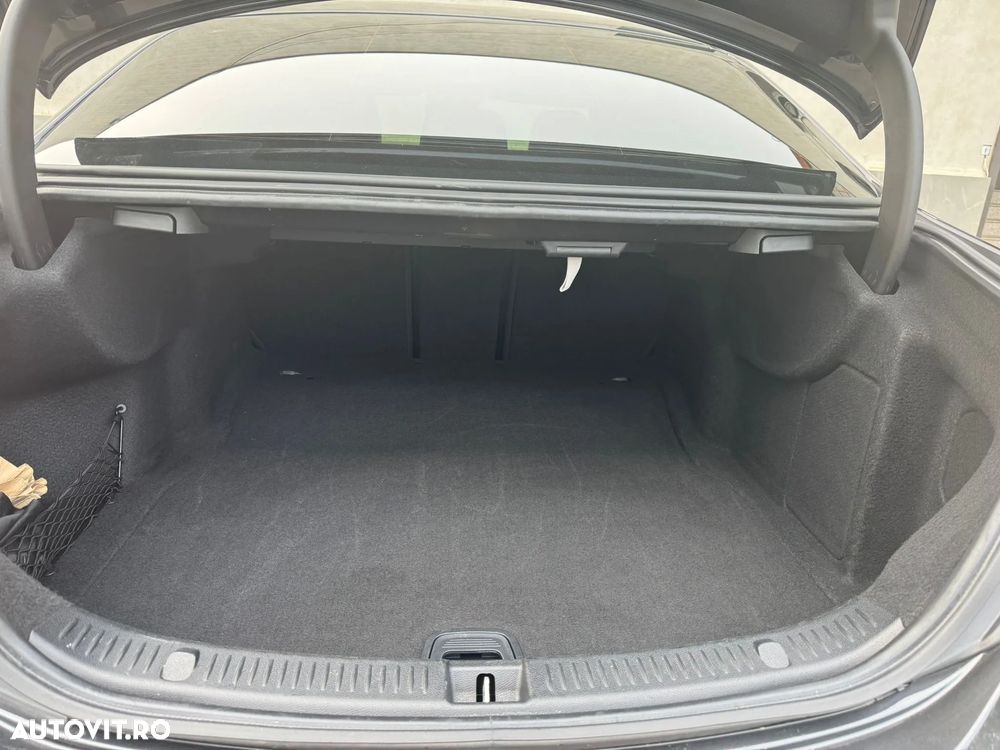 MERCEDES-BENZ E-Class 2023 — imagine 3